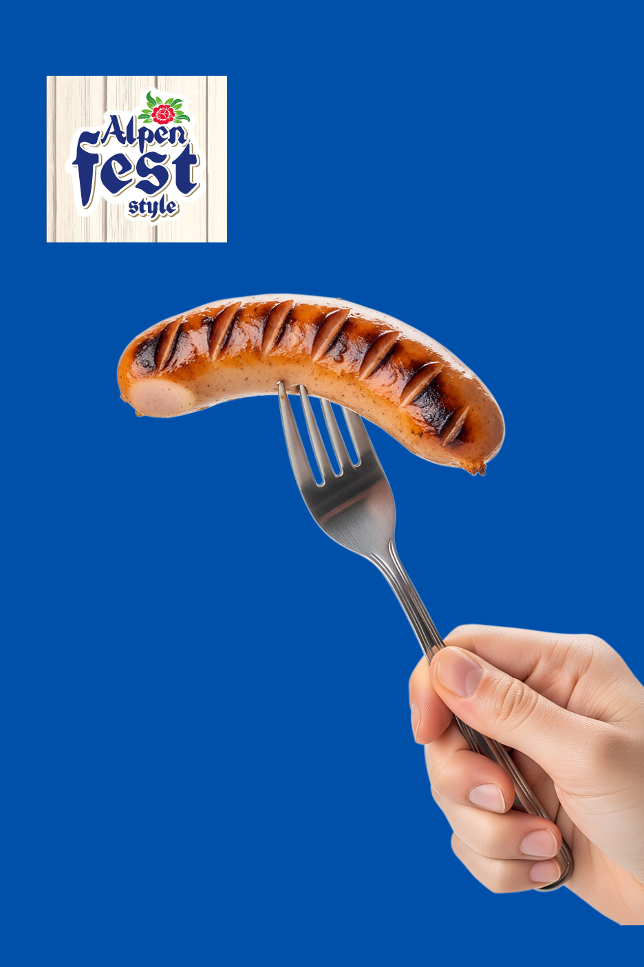 Žar klobasa na vilicah, z logotipom 'Alpen fest style' v zgornjem levem kotu.